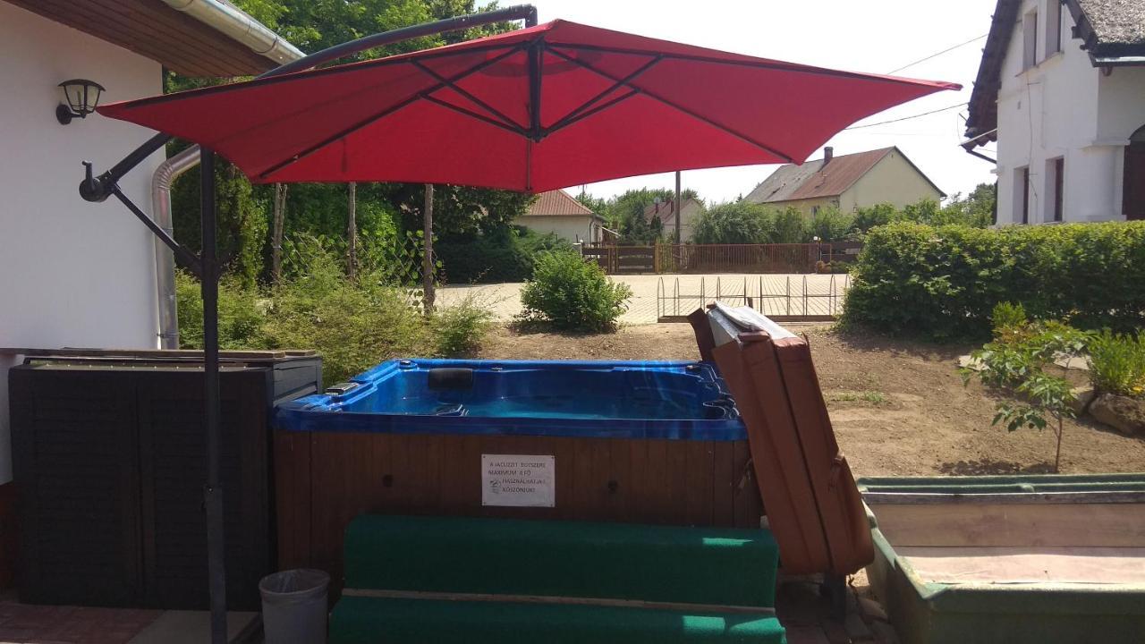 Tiszafüred Nadas Pihenopark מראה חיצוני תמונה
