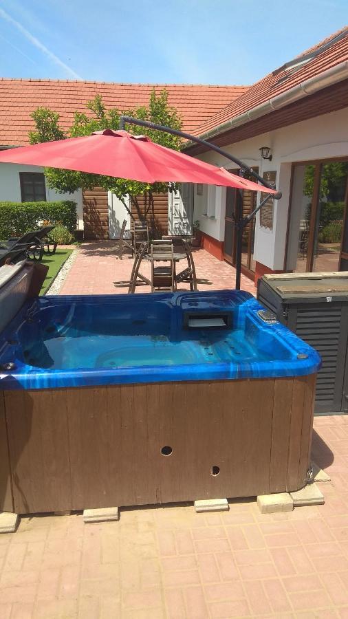 Tiszafüred Nadas Pihenopark מראה חיצוני תמונה
